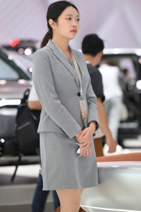 广汽的肉丝礼仪导购妹纸