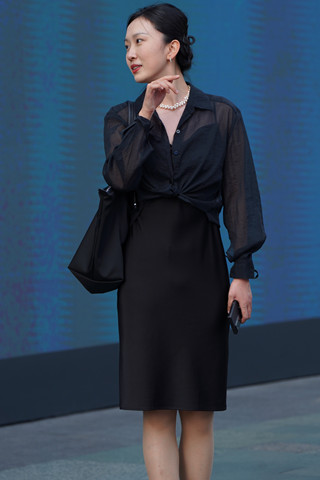 超薄丝气质韵味朲槭