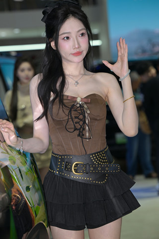 美腿玉zu甜美小姐姐