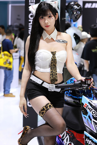 豹纹性感高跟模特 【图片➕视频】