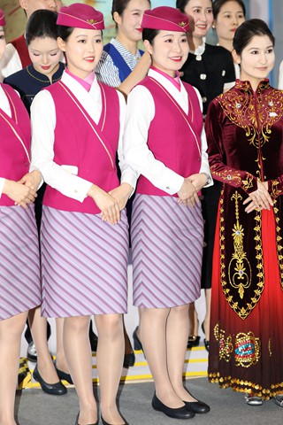 25航空展魅力南航空姐 【图片➕视频】