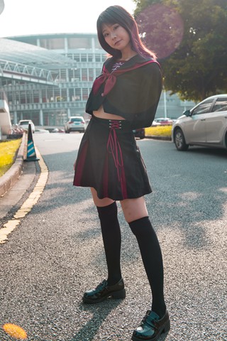 小透明DK模拍活力美术生JK美少女【套图+视频】