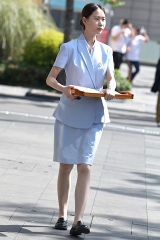 清新苏雅推销员小姐姐 【图片➕视频】