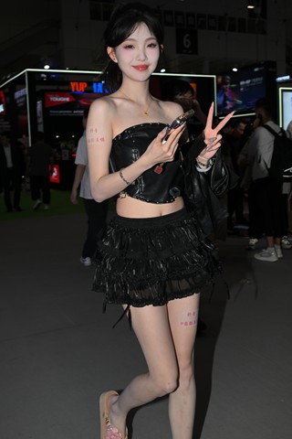 可爱网红---小面包