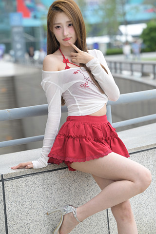 短裙美腿气质网红 小桂圆