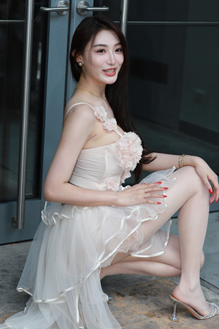 裙装丝袜-珍妮 【图片➕视频】