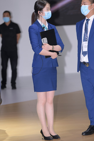 蓝色OL制服肉丝售车美女